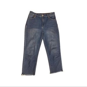 Straight Leg/Cropped Jeans